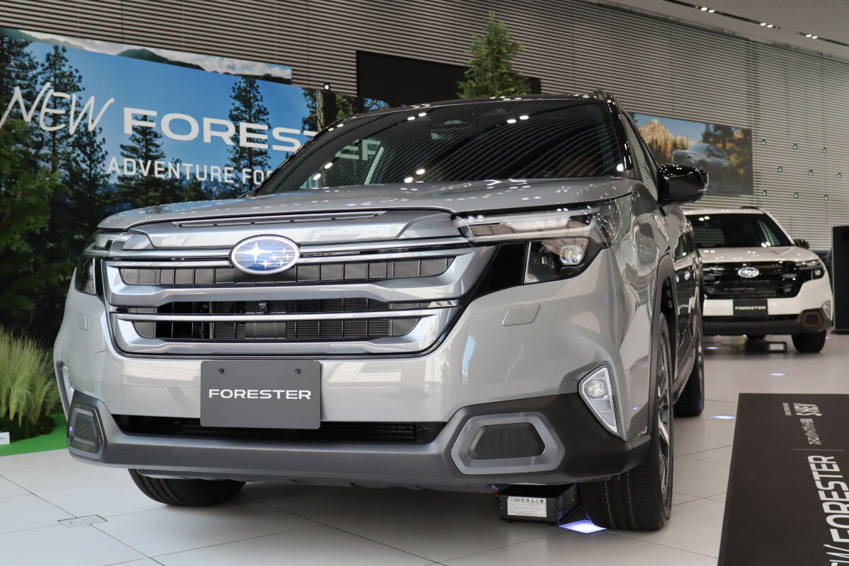 スバルの新型「フォレスター」